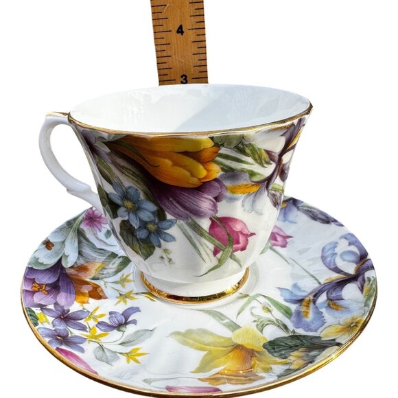 Duchess Fine Bone China Floral Teacup & Saucer Set Gold Trim Made In England Vtg - Picture 12 of 14